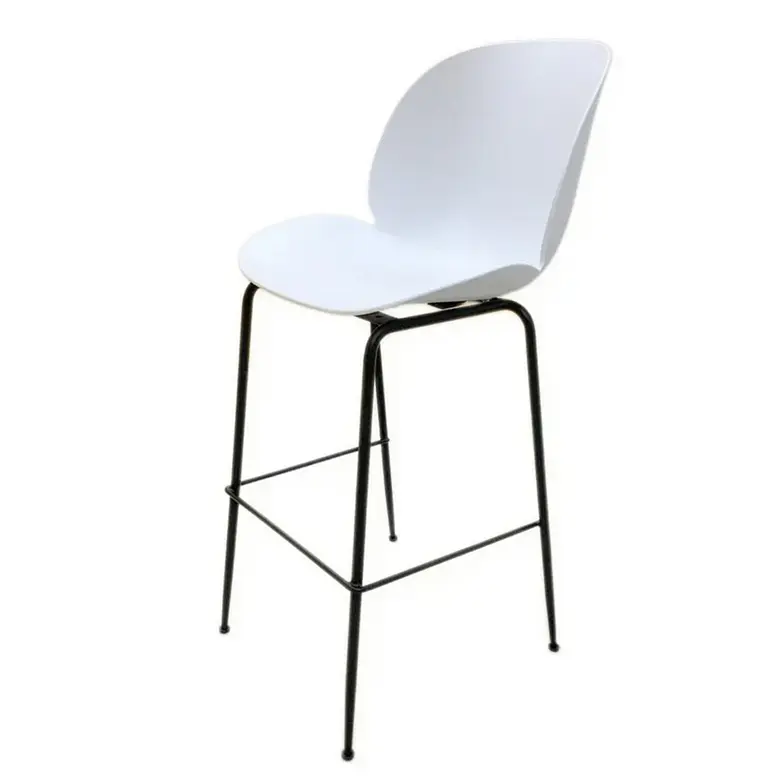 Piso Bar Beetle GamFratesi GUBI Boob 1