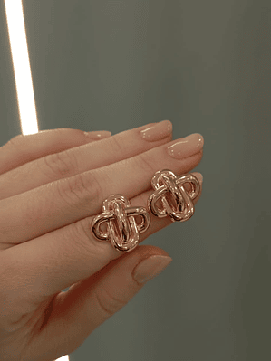 Brinco elos entrelaçados