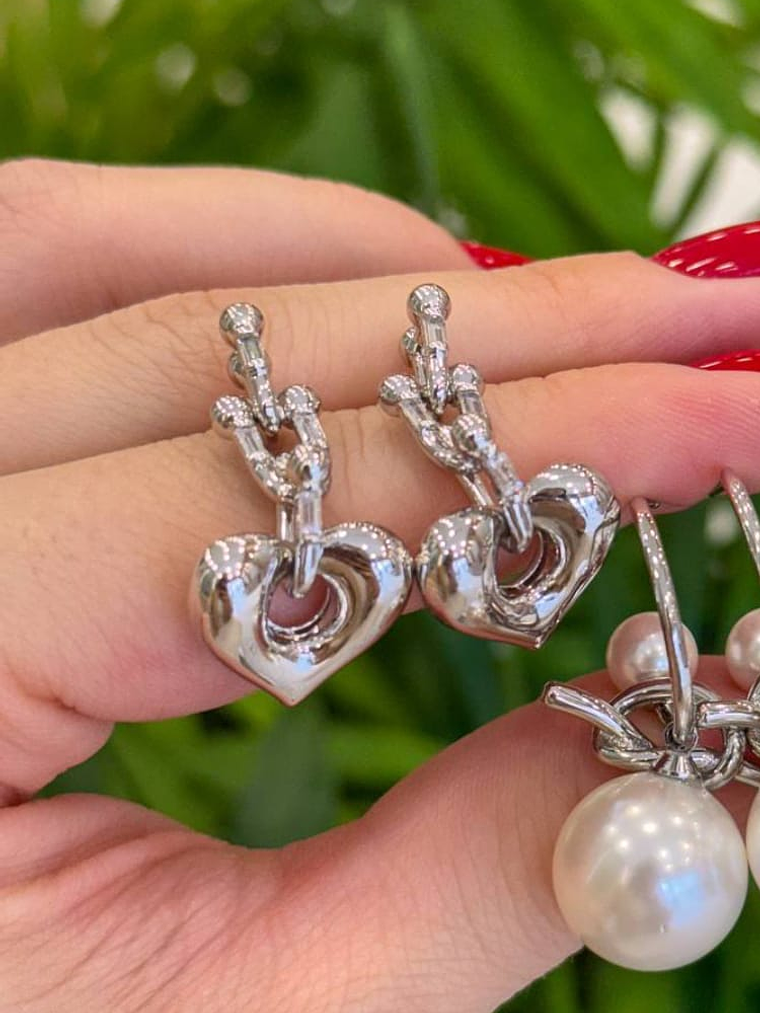 Brinco elos pingente coração  1