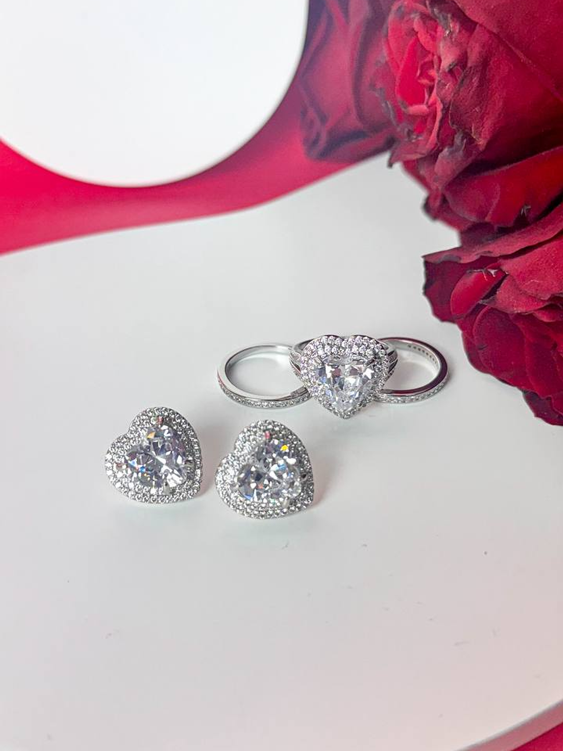 Anel Coração Zirconia G cravejado 2