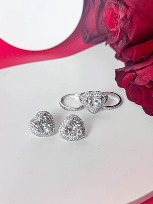 Anel Coração Zirconia G cravejado