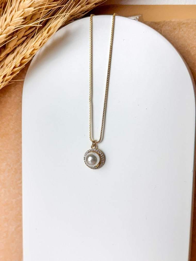 Colar com pingente pérola borda espiral zirconias 1