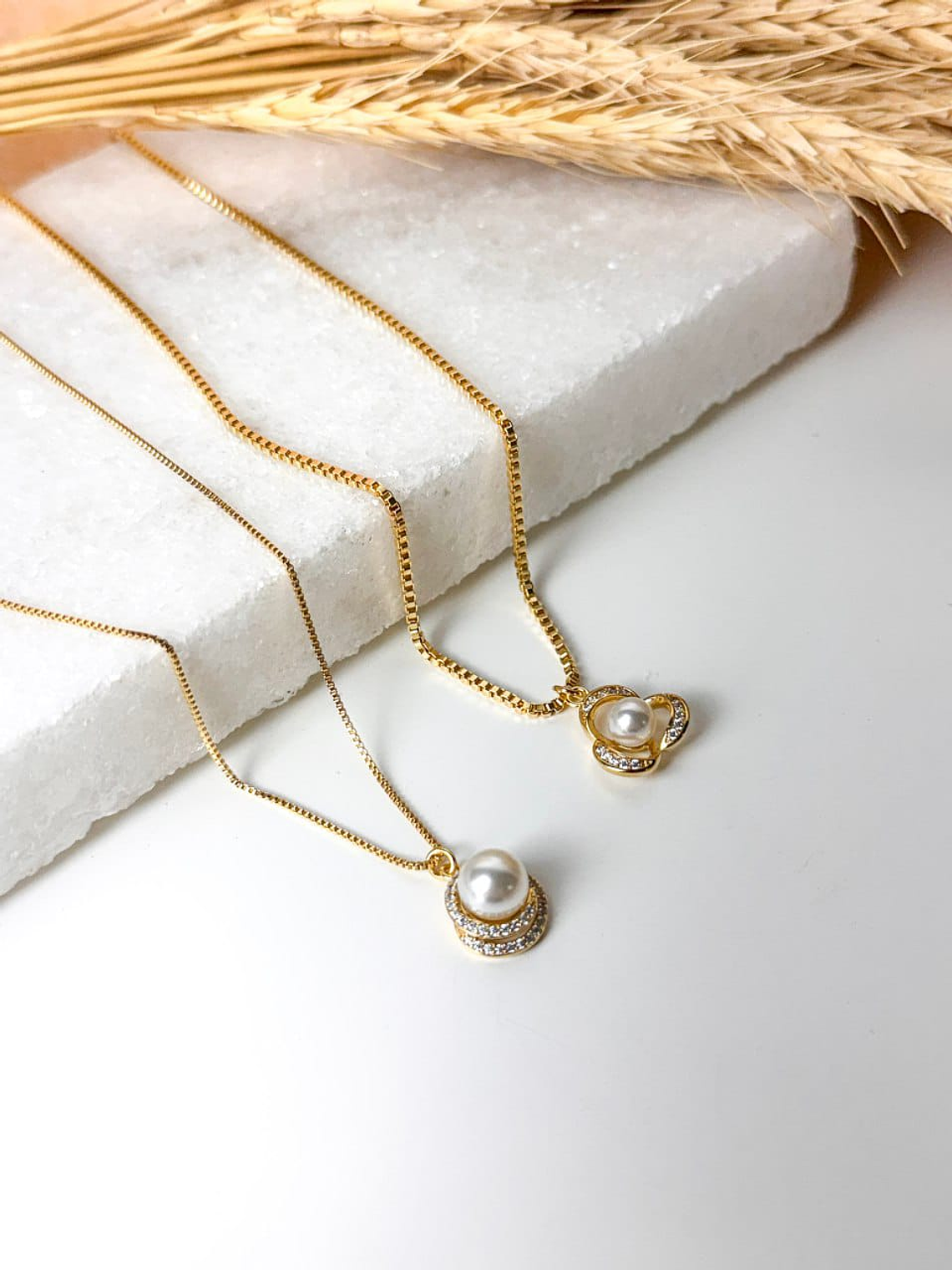 Colar com pingente pérola borda espiral zirconias 2