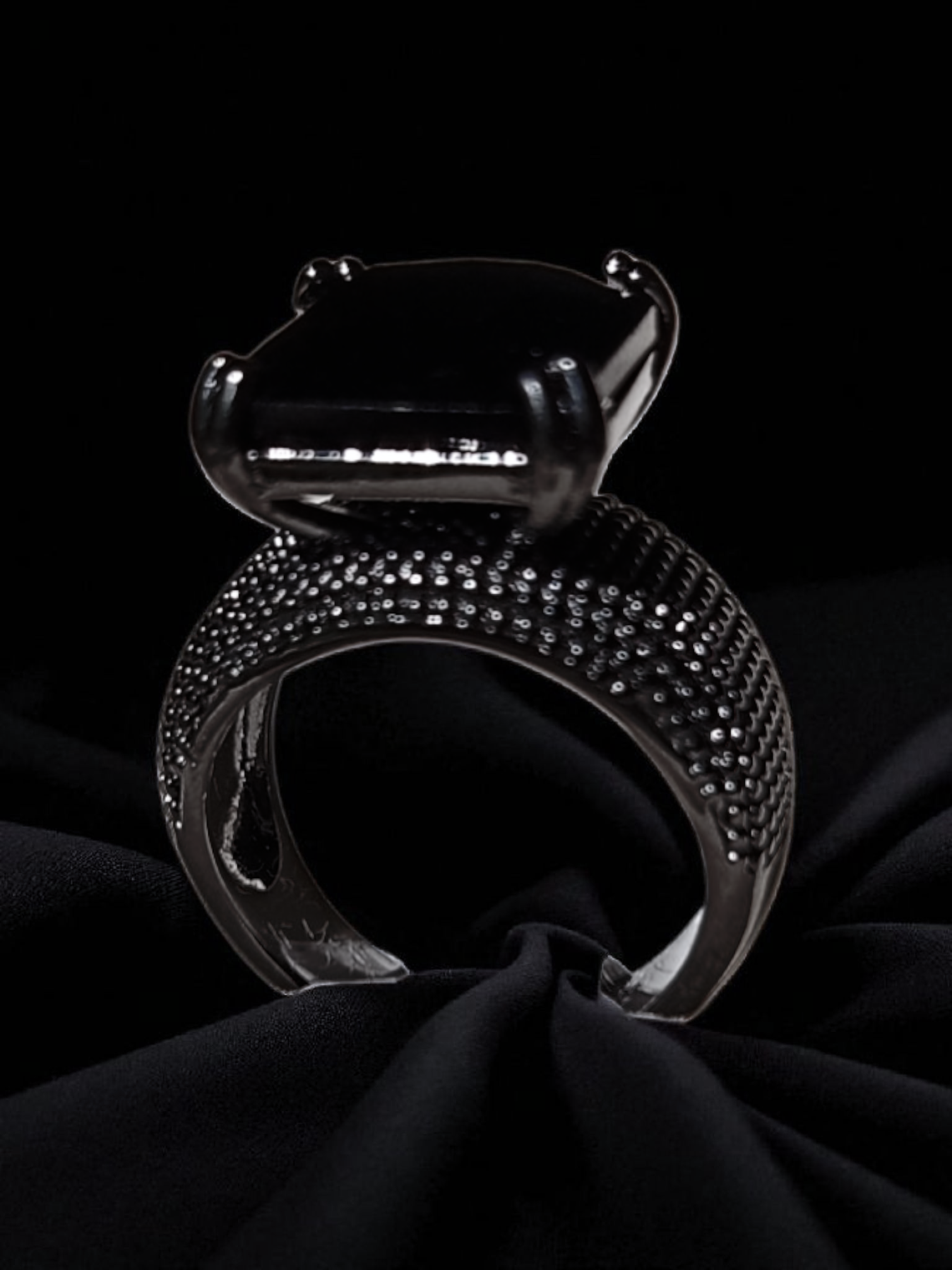 Anel zirconia negra quadrada 1