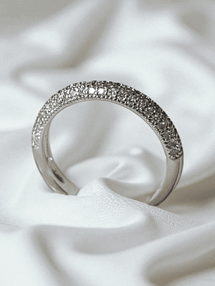 Anel meia aliança cravejada