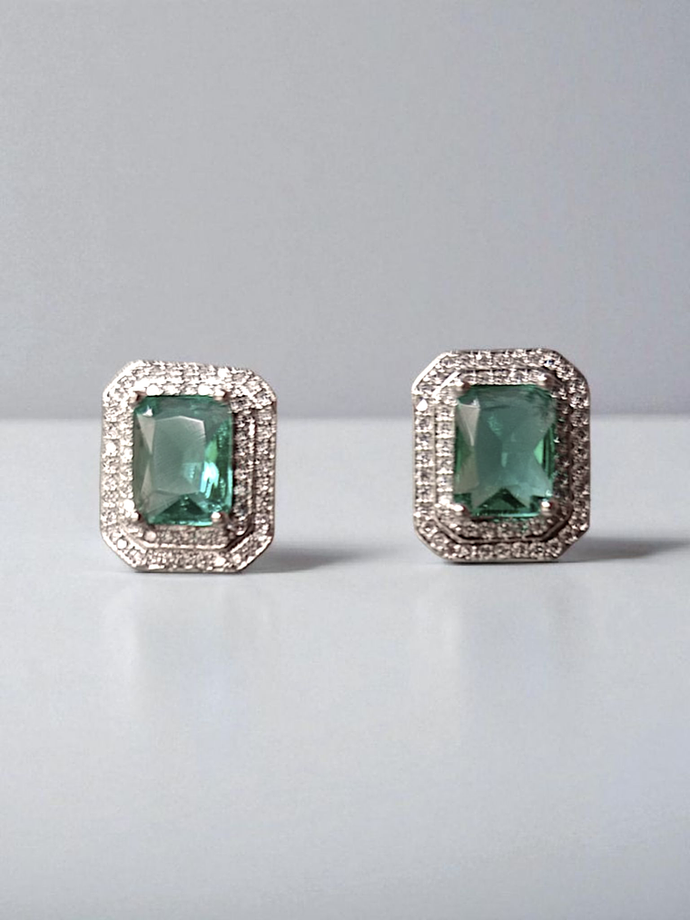 brinco quadrado pedra verde 1