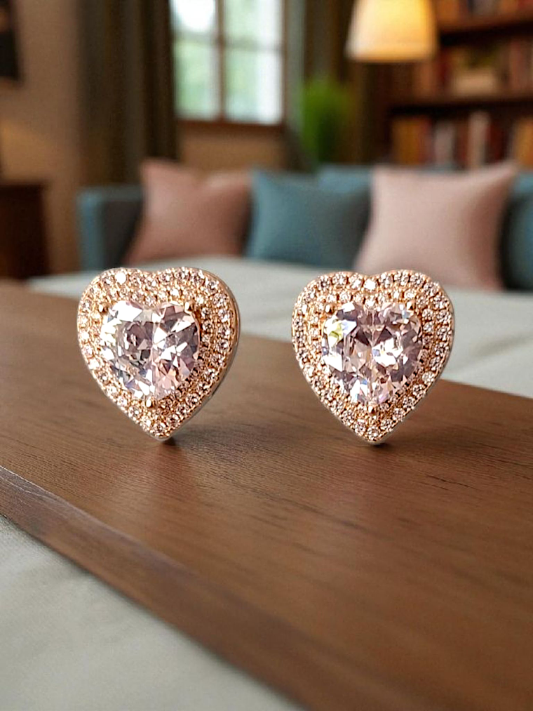 Brinco coração cravejado de zirconia G 2