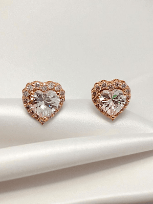 Brinco coração zirconia