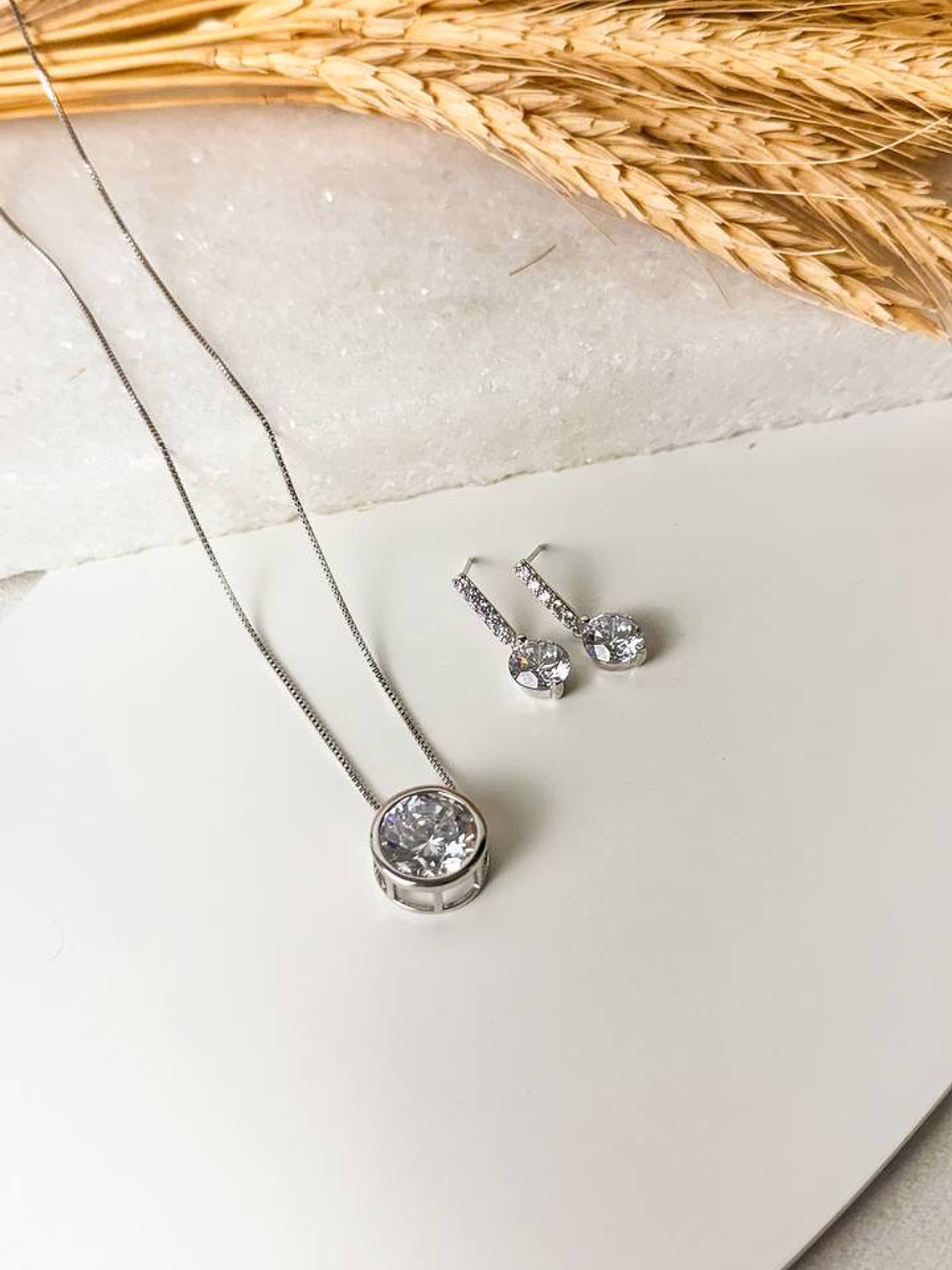 COLAR PONTO DE LUZ 1