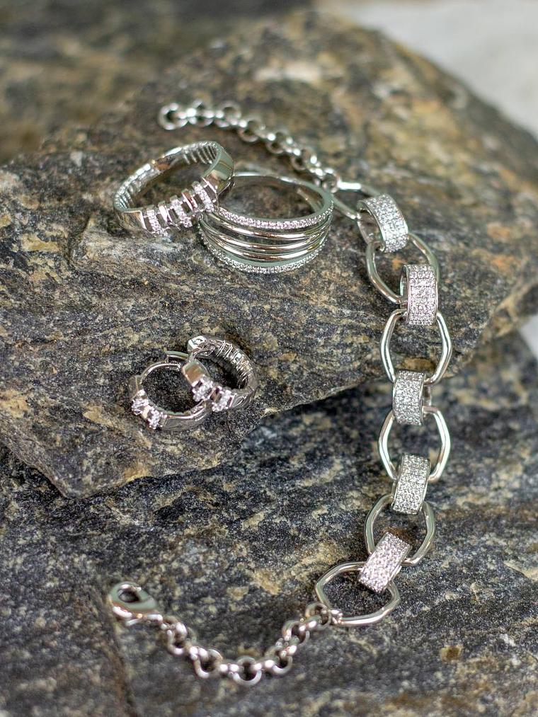 PULSEIRA ELOS S FINOS E CRAVEJADOS 1