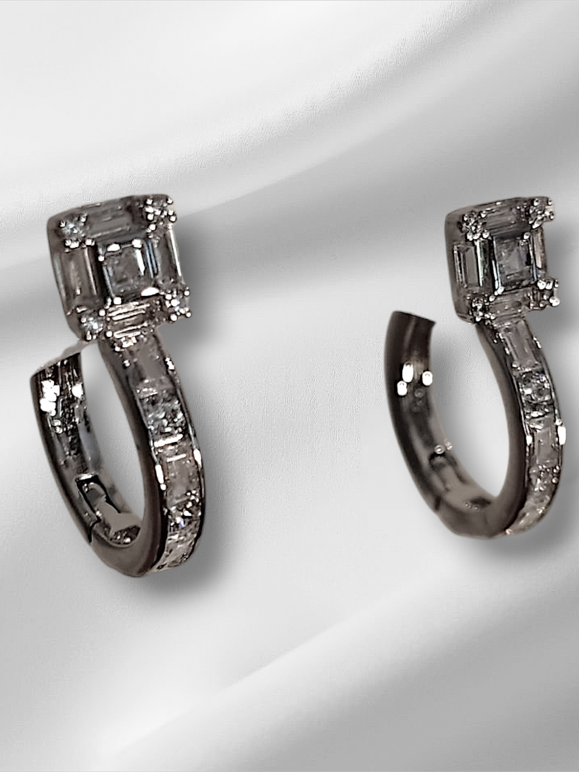 ARGOLA ZIRCONIA NAVETE 2