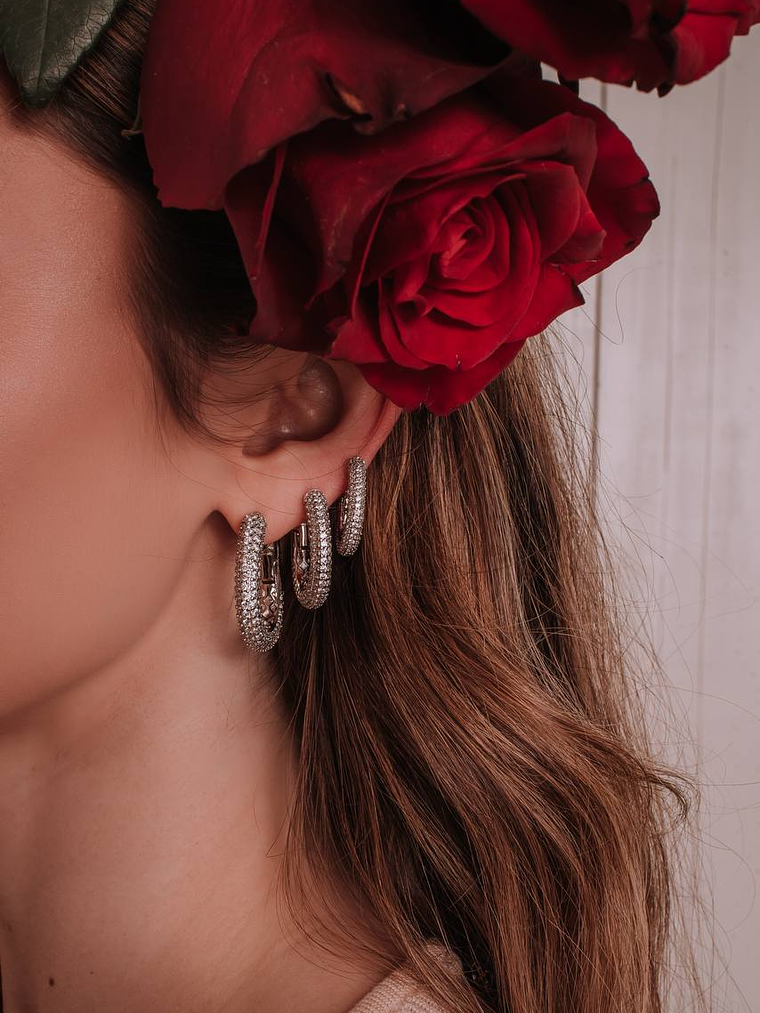 Argola cravejada TRES TAMANHOS 2