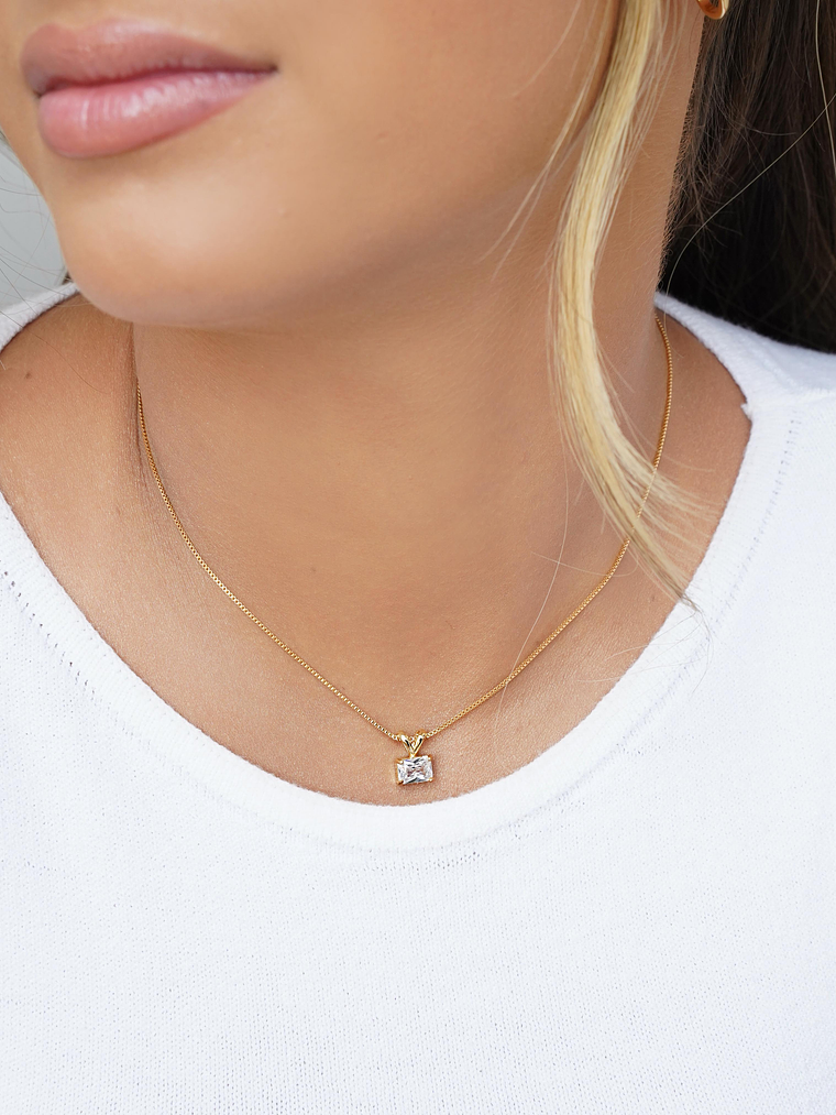 COLAR PINGENTE QUADRADO 2