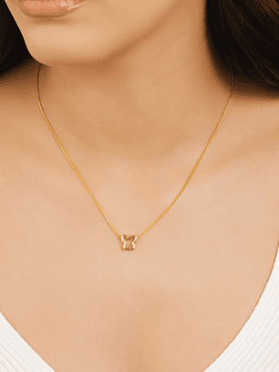 COLAR COM PINGENTE BORBOLETA