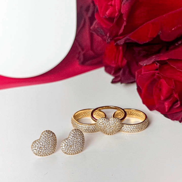 brinco coração cravejado microzirconias 2