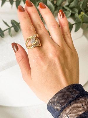 ANEL ENTRELAÇOS CRAVEJADO