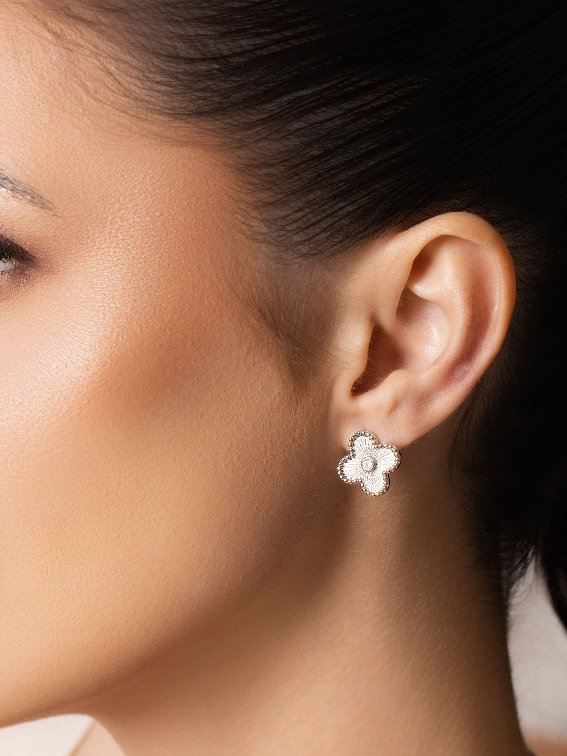 BRINCO FLOR PONTO DE LUZ 1