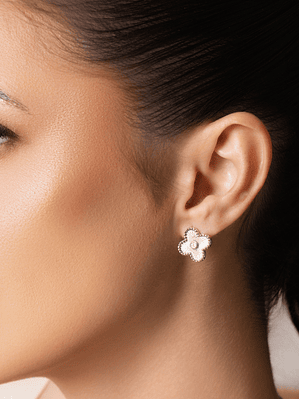 BRINCO FLOR PONTO DE LUZ