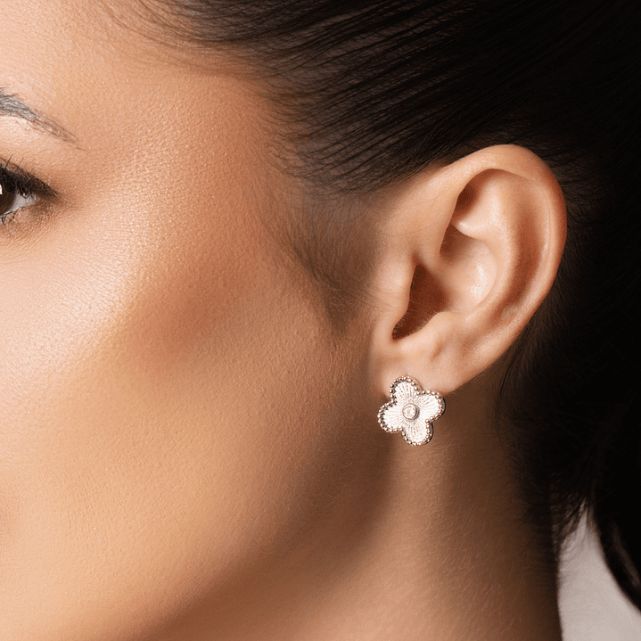 BRINCO FLOR PONTO DE LUZ 1