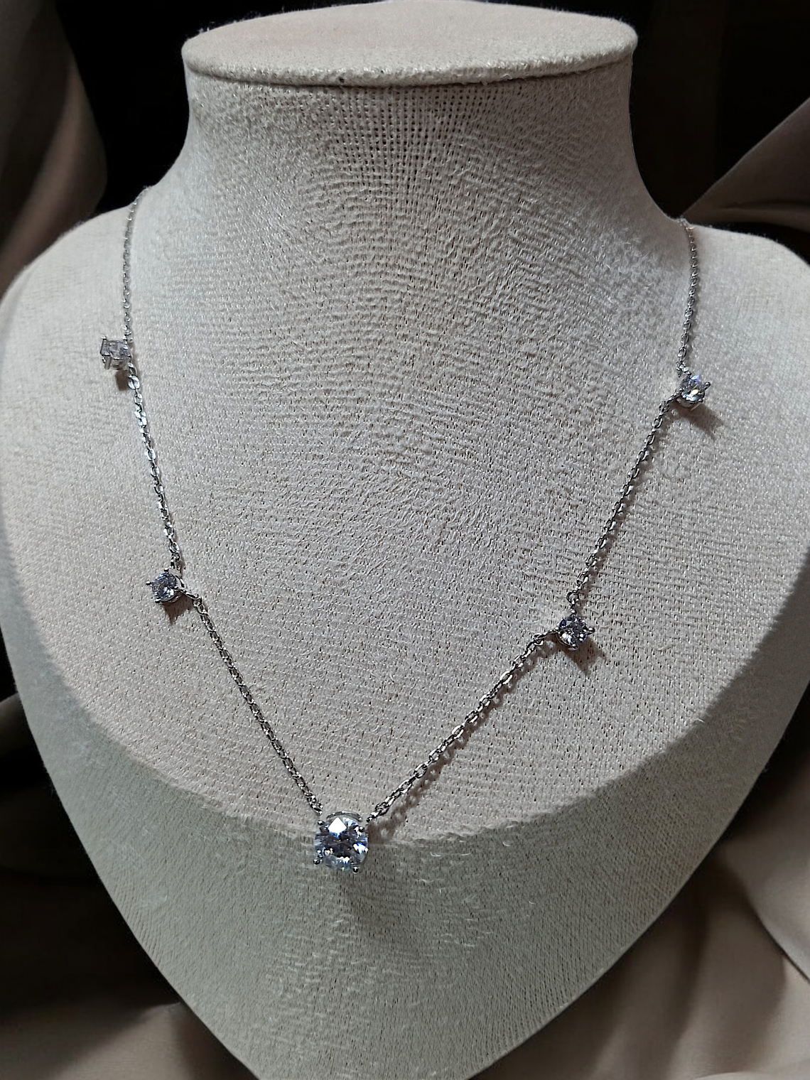 Colar pontos de luz 1