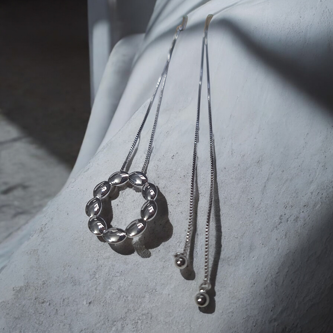 COLAR LONGO COM PINGENTE CIRCULAR  1