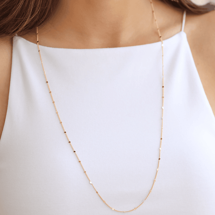 COLAR LONGO PLAQUINHAS 1