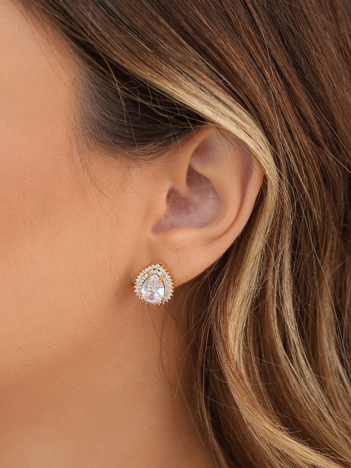 BRINCO GOTA CRAVEJADA CRISTAL 4