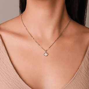 COLAR PINGENTE TREVO