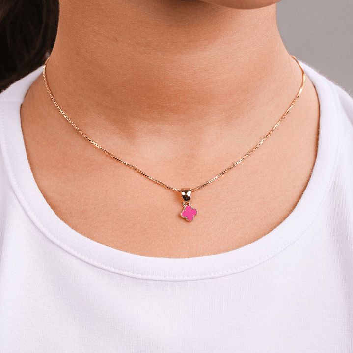 COLAR INFANTIL TREVO ROSA 2
