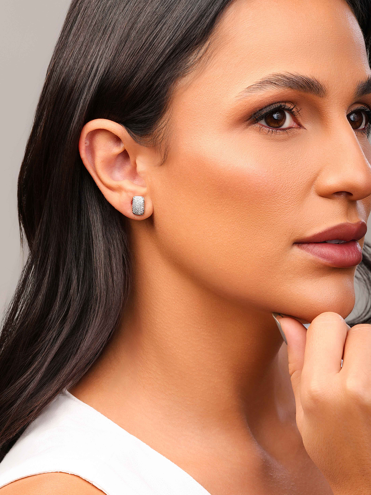 BRINCO RETANGULAR CRAVEJADO 1