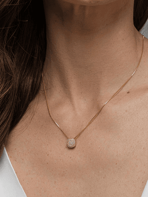 COLAR PINGENTE QUADRADO CRAVEJADO