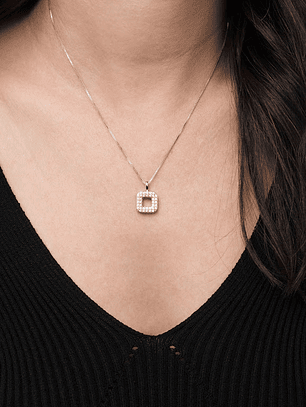 COLAR PINGENTE QUADRADO