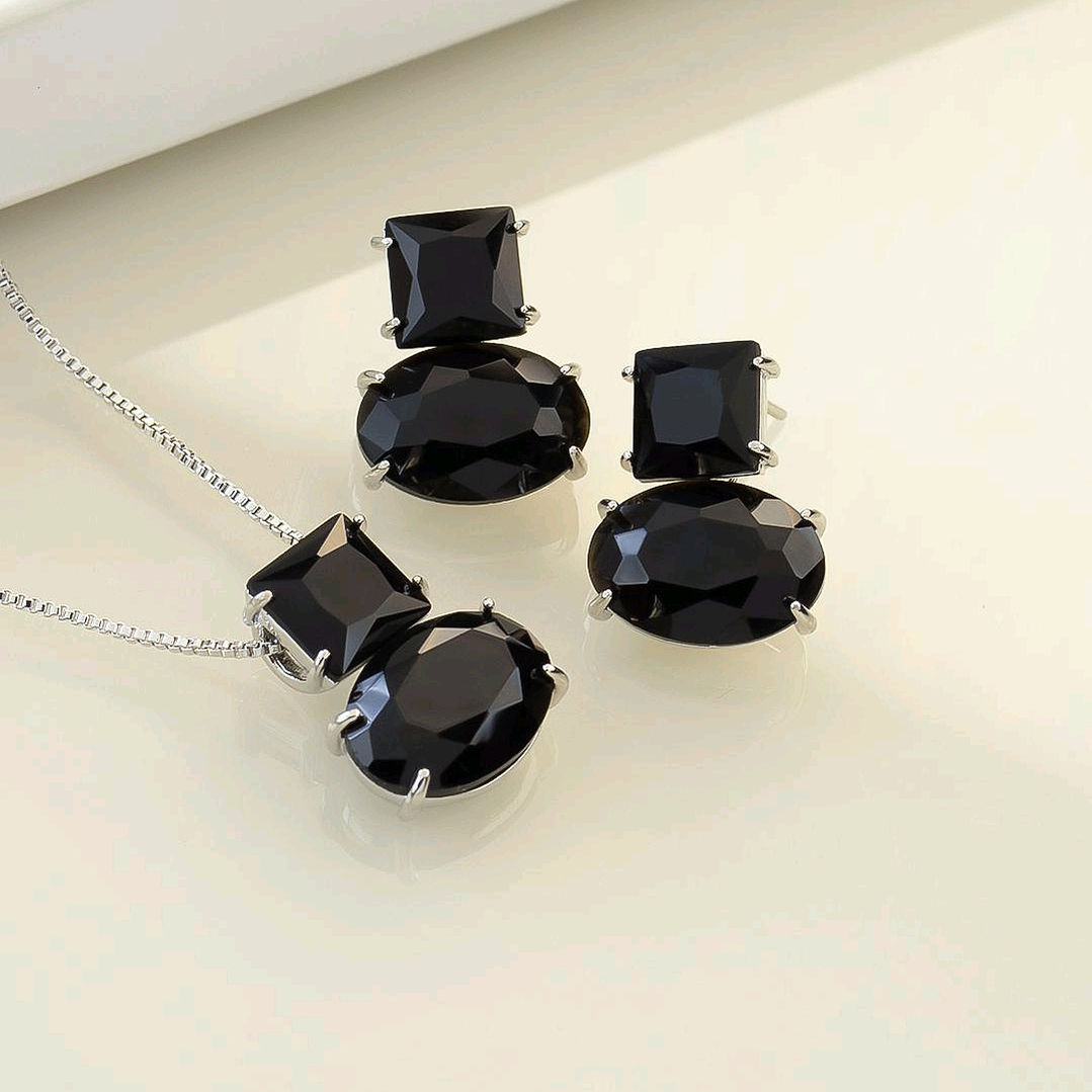 CONJUNTO OVAL E QUAD ONIX 1