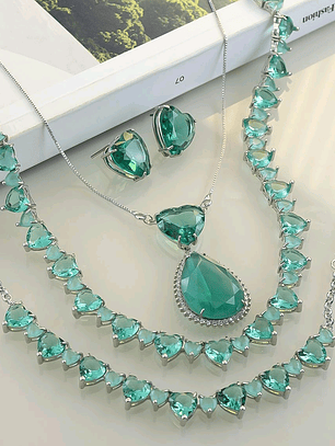 COLAR CORAÇÕES PEDRA TURMALINA