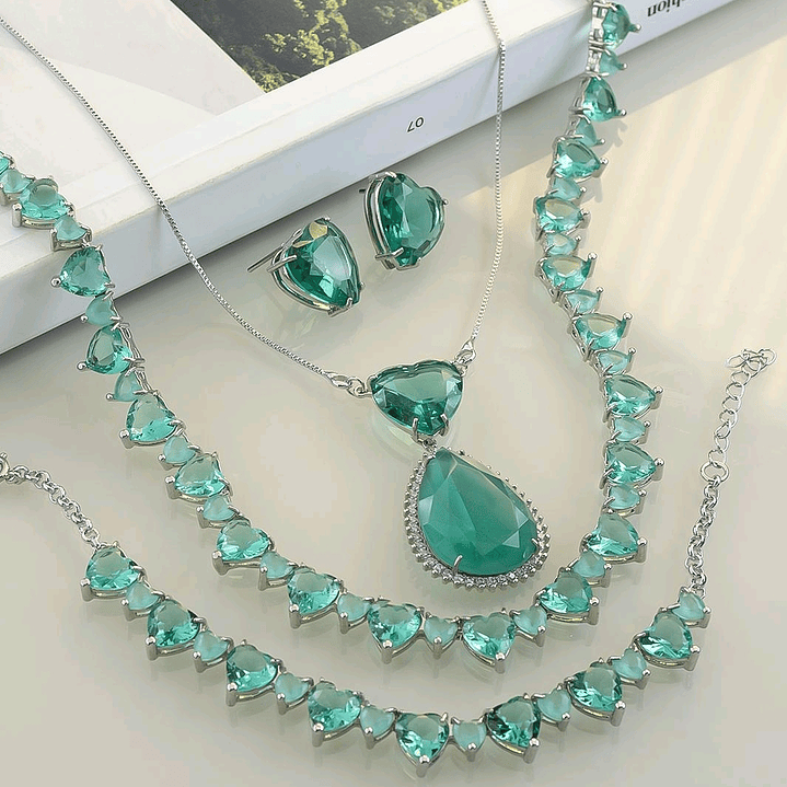 COLAR CORAÇÕES PEDRA TURMALINA 1