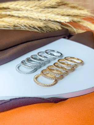 ALIANÇA CRAVEJADA EM RODIO