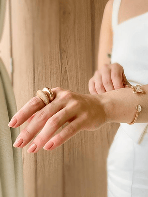 ANEL ABAULADO CRAVEJADO