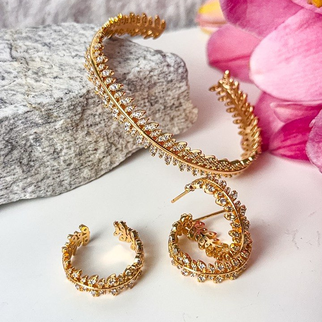 BRACELETE FOLHA CRAVEJADA 2