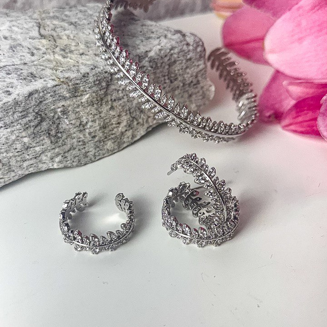 ARGOLA FOLHAS CRAVEJADAS 1