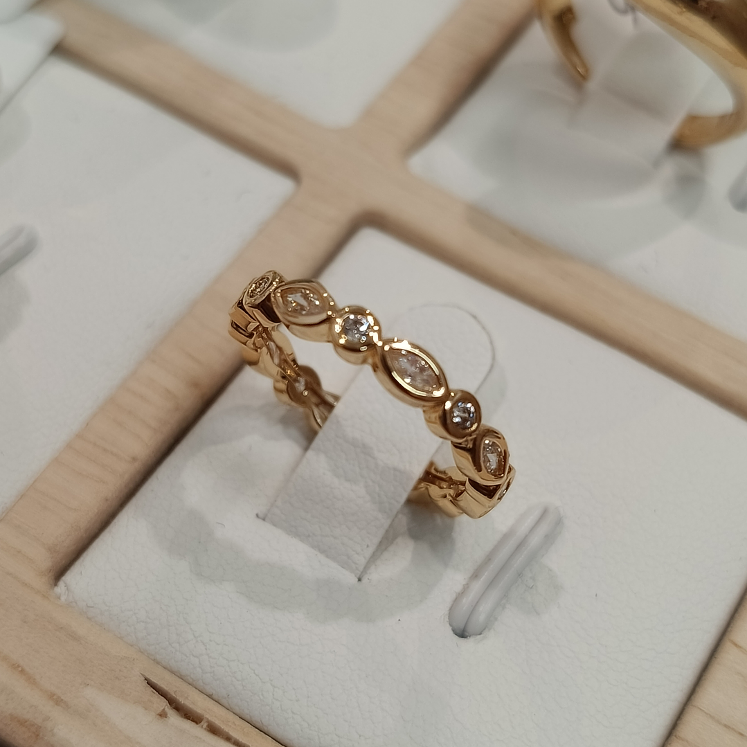 ALIANÇA CRAVEJADA MICROZIRCONIAS 5