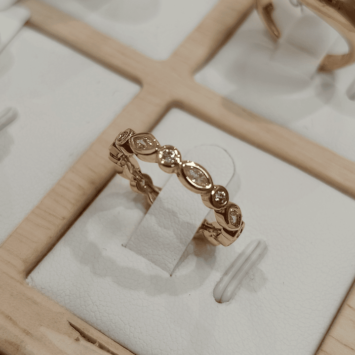 ALIANÇA CRAVEJADA MICROZIRCONIAS 5