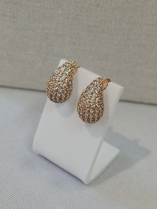 BRINCO CRAVEJADO GOTA