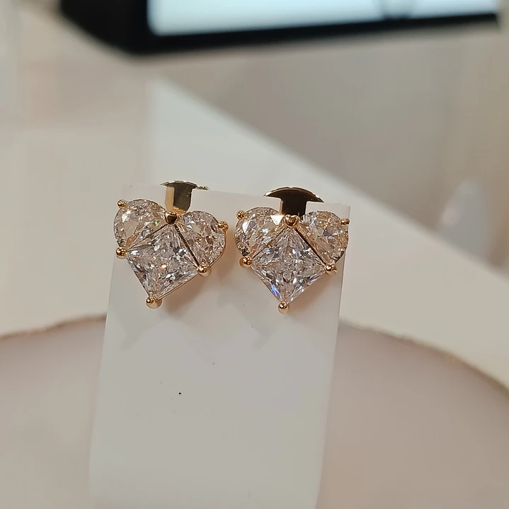 BRINCO CORAÇÃO ZIRCONIA 1