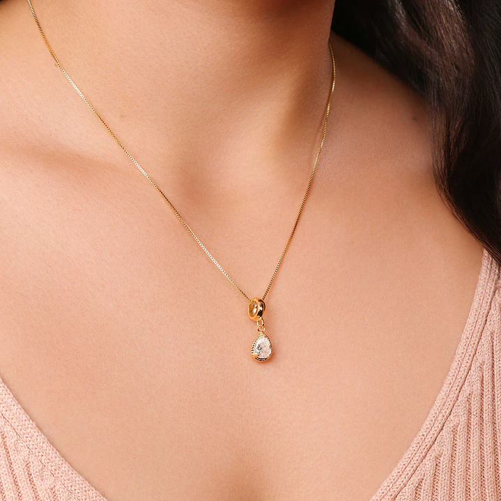 COLAR PINGENTE GOTA CRISTAL 1