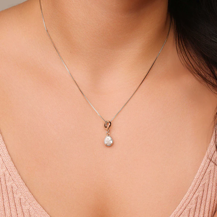 COLAR PINGENTE GOTA CRISTAL 2
