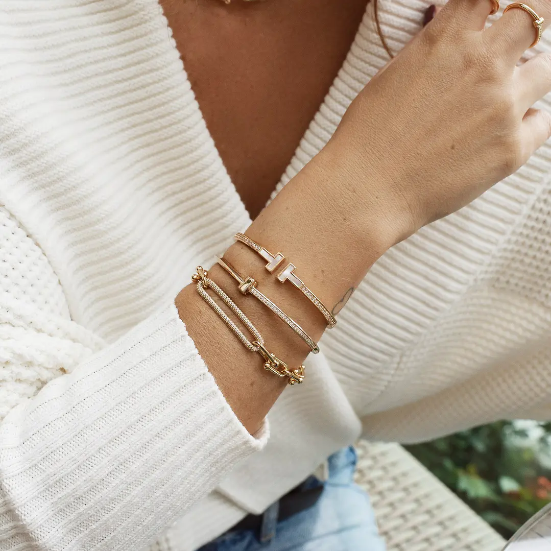 BRACELETE T LISO E CRAVEJADO 1