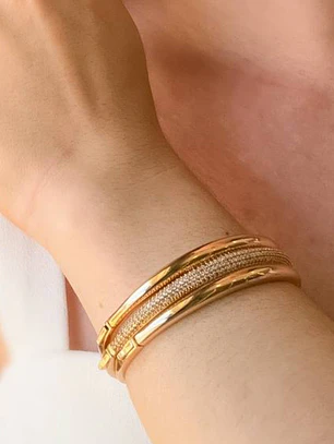 BRACELETE CRAVEJADO