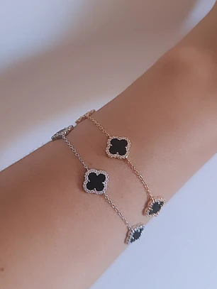 PULSEIRA TREVO CRAVEJADA