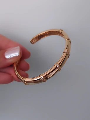 BRACELETE FILETES CRAVEJADOS