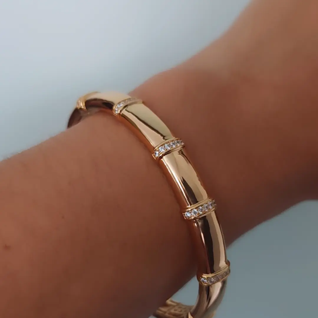 BRACELETE FILETES CRAVEJADOS 3